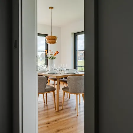 Kuesten Hildes Huuske - Direkte Wasserlage, Aussensauna, Terrasse, 117qm, Neubaugebiet Holiday home *