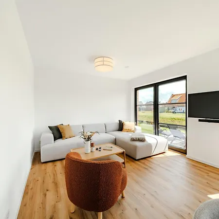 Kuesten Hildes Huuske - Direkte Wasserlage, Aussensauna, Terrasse, 117qm, Neubaugebiet *